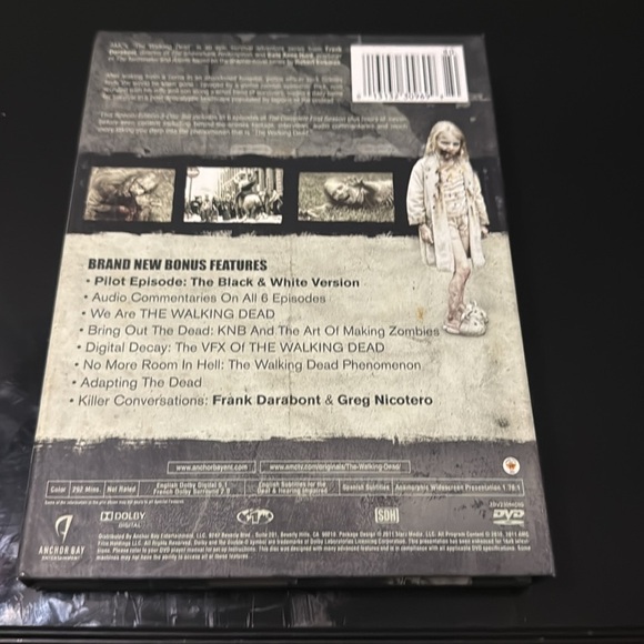 AMC The Walking Dead The Complete First Season 3-Disc Special Edition - Picture 5 of 5